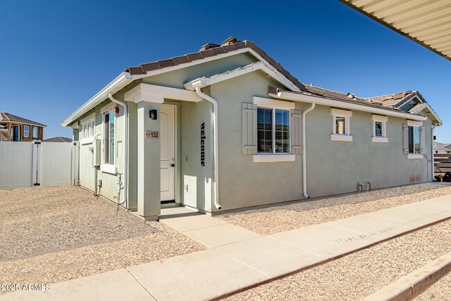 Building Photo - 1297 E Broadway Ave