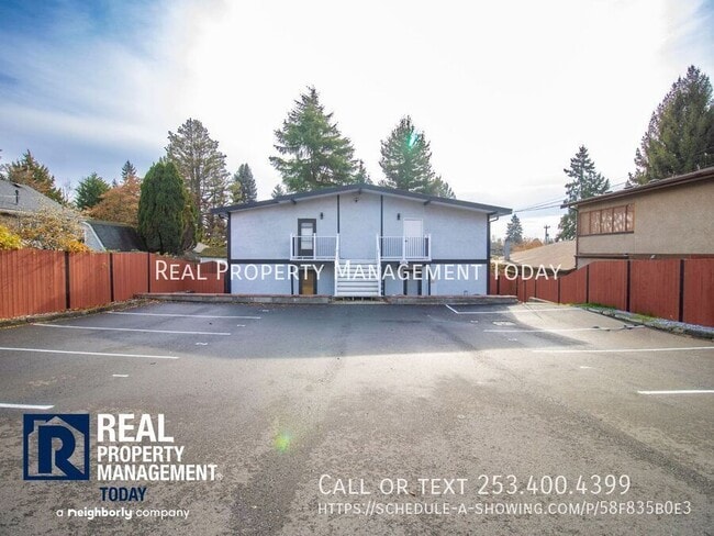 Building Photo - 1111 SW 148th St