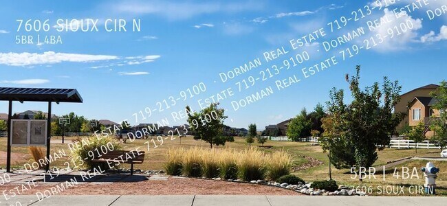 Building Photo - 7606 N Sioux Cir
