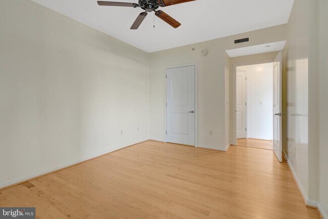 Building Photo - 2720 S Arlington Mill Dr