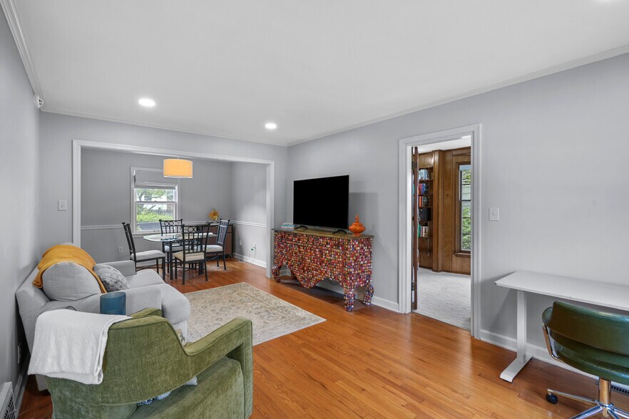 Building Photo - 8409 Ward Pky