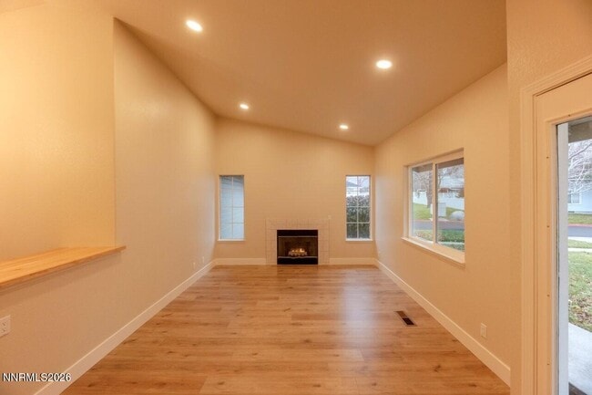 Building Photo - 7562 Wheeldale Cir