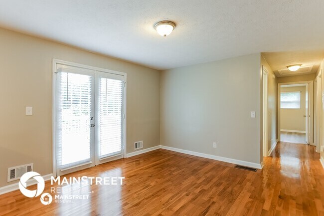 Building Photo - 6103 Frieda St