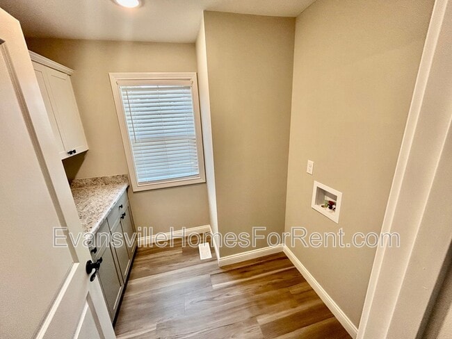 Building Photo - 7932 JT Ct