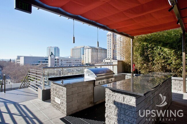 Building Photo - Gorgeous 2 Bedroom/2 Bathroom Condo for Rent at The 88 on the 17th Floor
