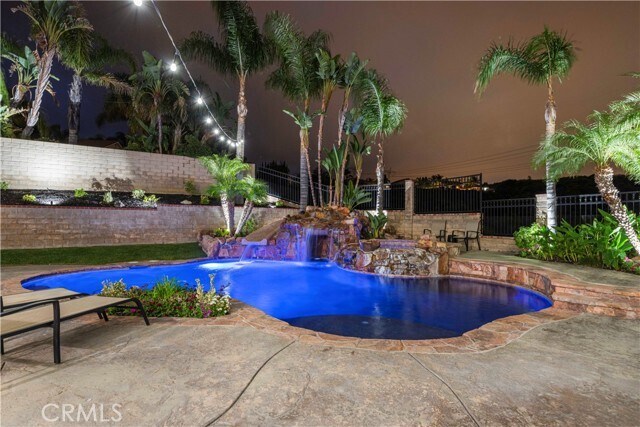 Building Photo - 28470 Rodgers Dr