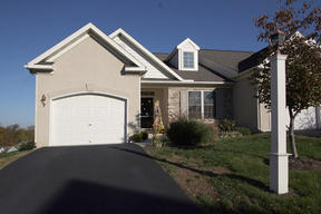 Building Photo - ***Move in special - ½ off first month’s rent if leased signed by January 15**