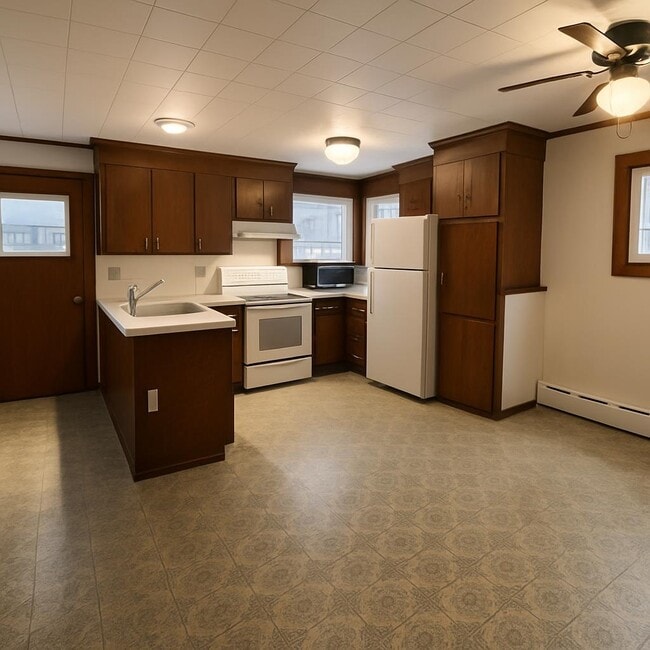 Building Photo - 38 Old Walpole Rd