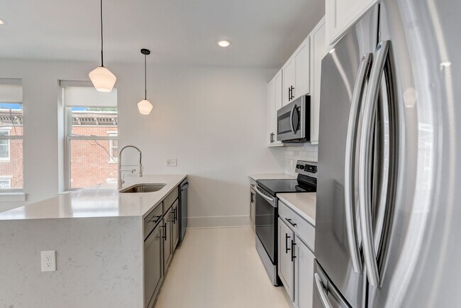 Interior Photo - The King