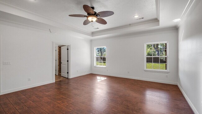 Building Photo - 1414 W Cypress St