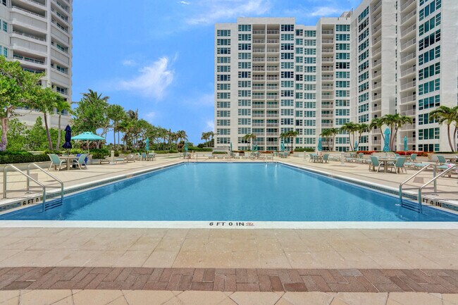 Building Photo - 1620 S Ocean Blvd