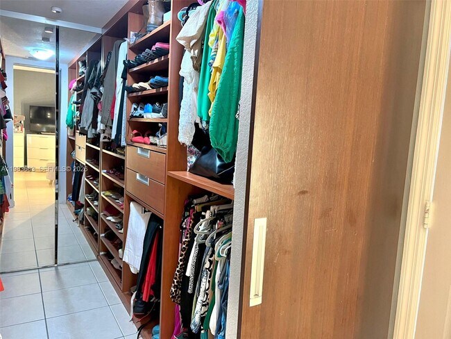 Building Photo - 11304 Taft St