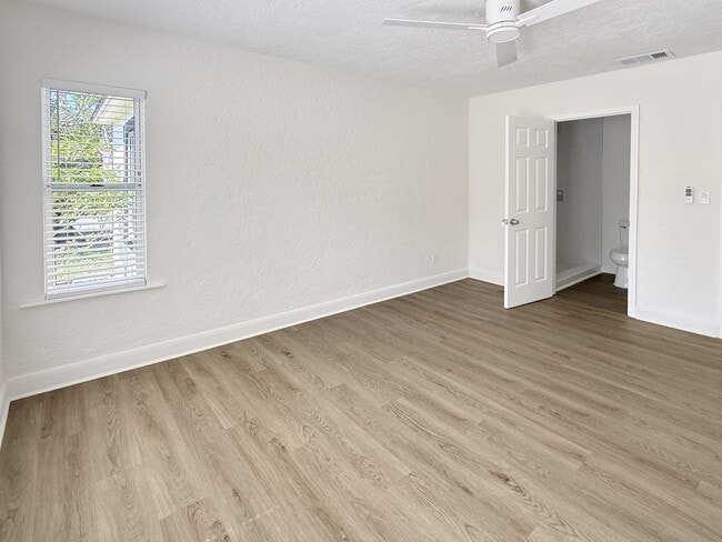 Building Photo - Recently Updated 3/2 with Pool and 2 Car Garage