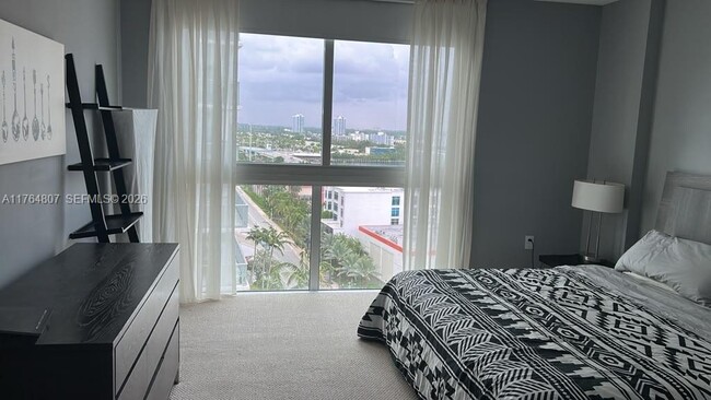 Building Photo - 250 Sunny Isles Blvd