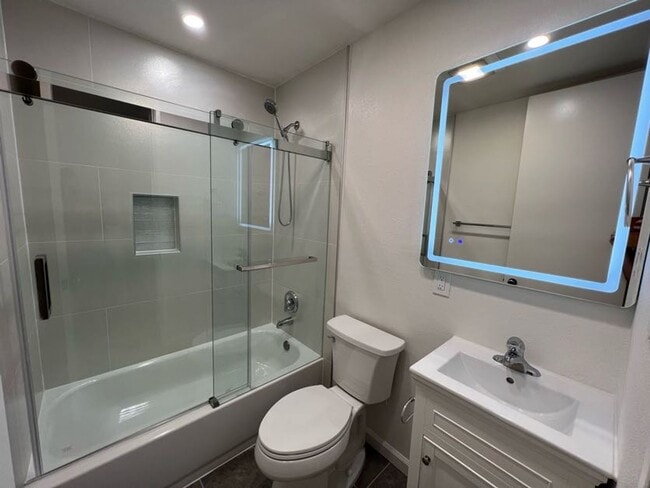 Building Photo - 4BD/2BA Newly Remodelled Cambrian Park Hom...