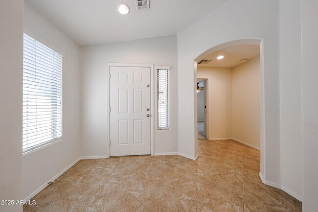 Building Photo - 12848 W Desert Mirage Dr