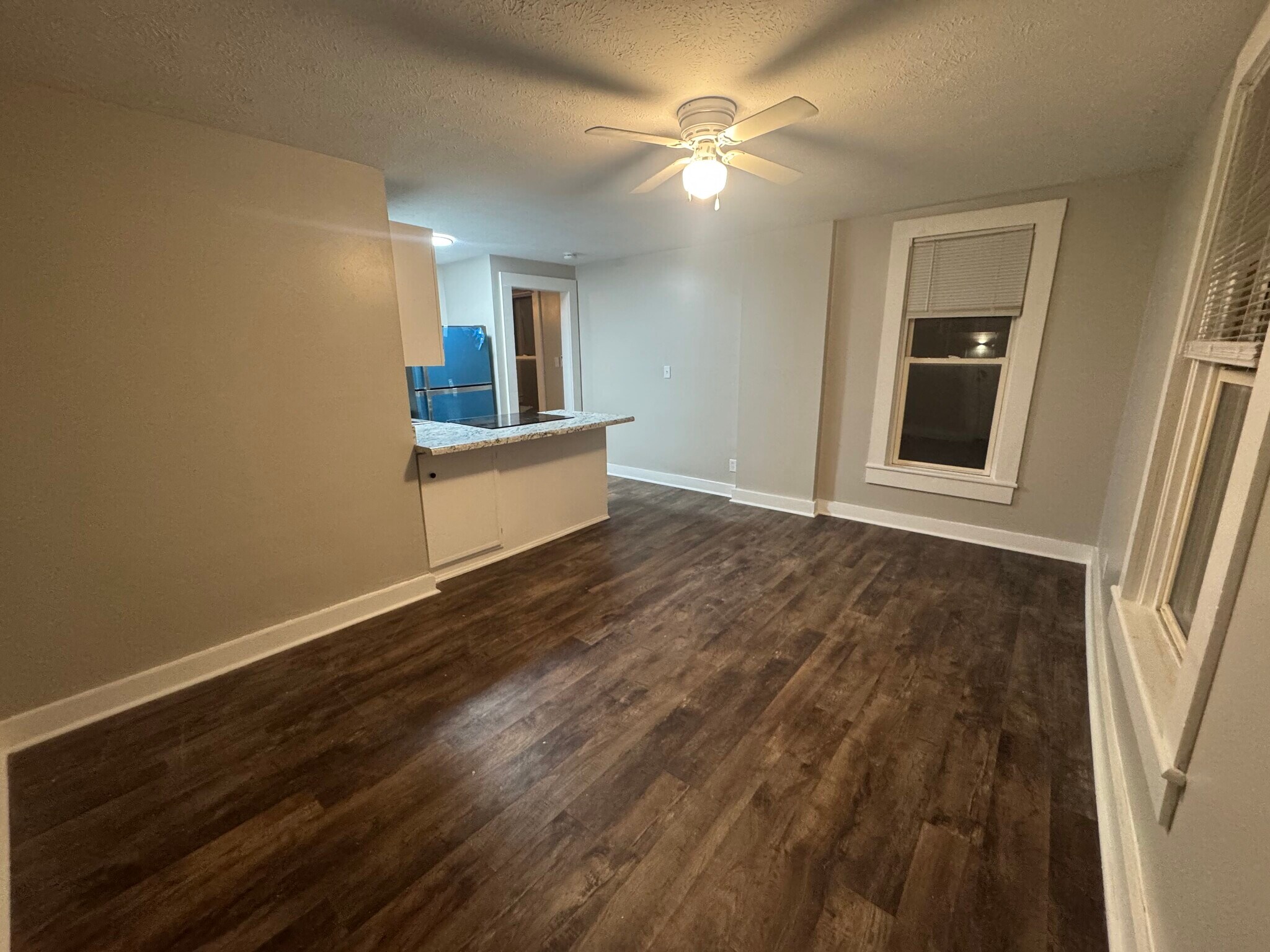 Building Photo - 2105 Park Ave