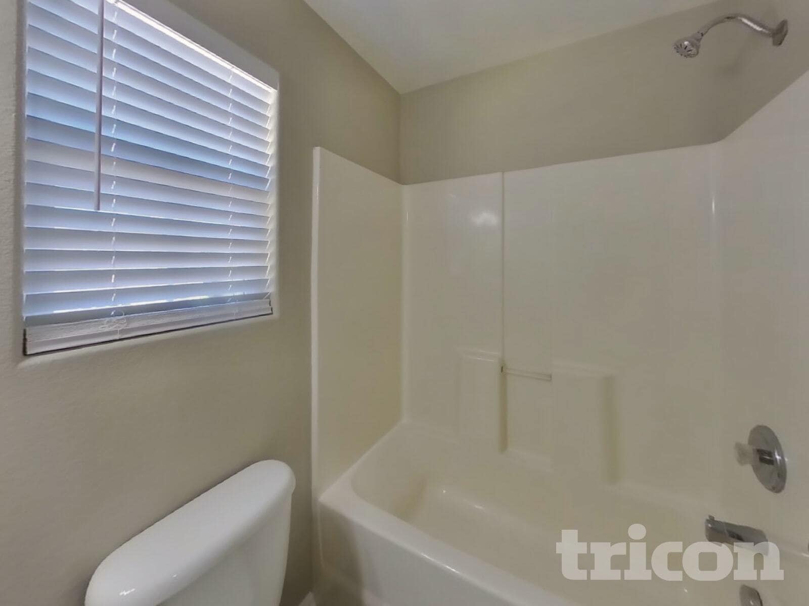 Building Photo - 652 Hailey Glenn View