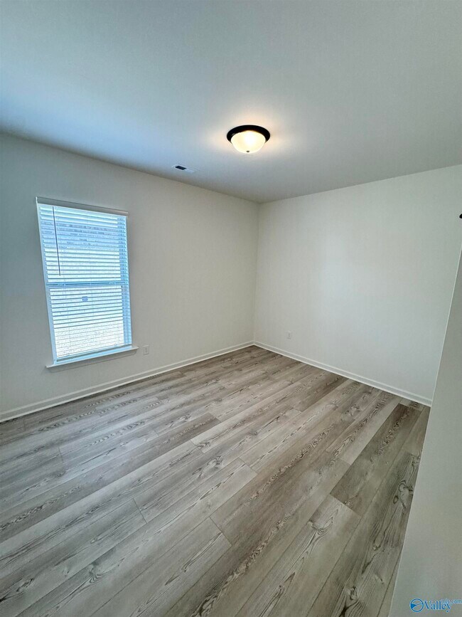 Building Photo - 16702 Ted Childs Dr