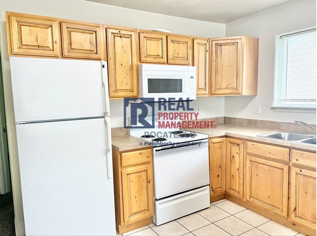 Building Photo - 4361 Opal Ave
