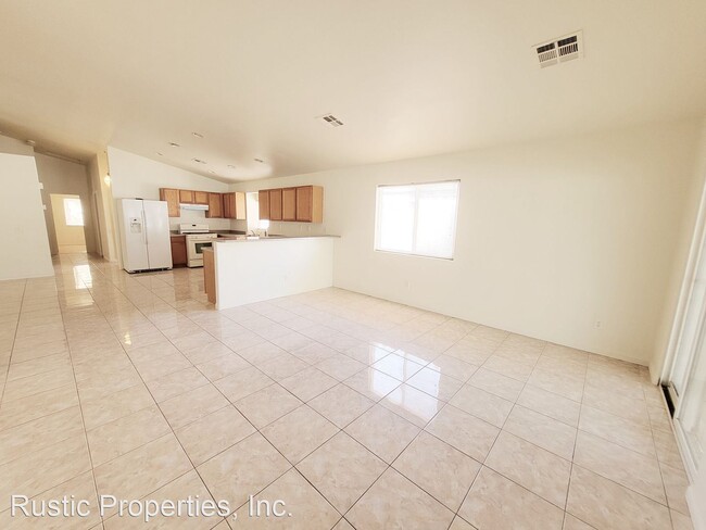 Building Photo - 3 br, 2 bath House - 1554 N. Christy Lane