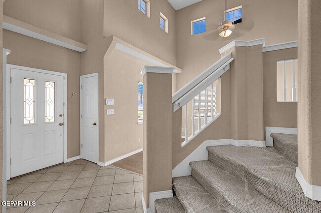 Building Photo - 3108 Tierra Nora Dr