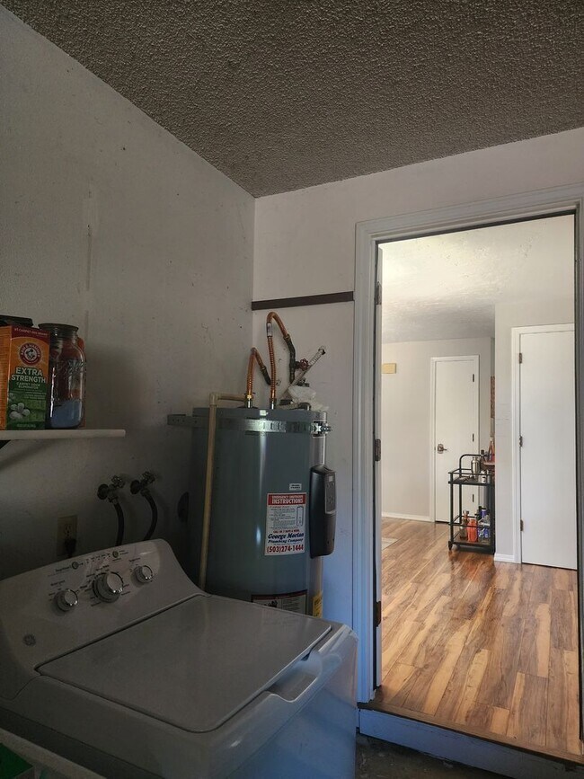 Building Photo - 3512 Vittoria Way