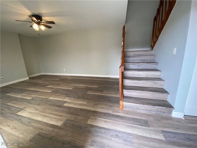 Building Photo - 1667 Park Meadows Dr