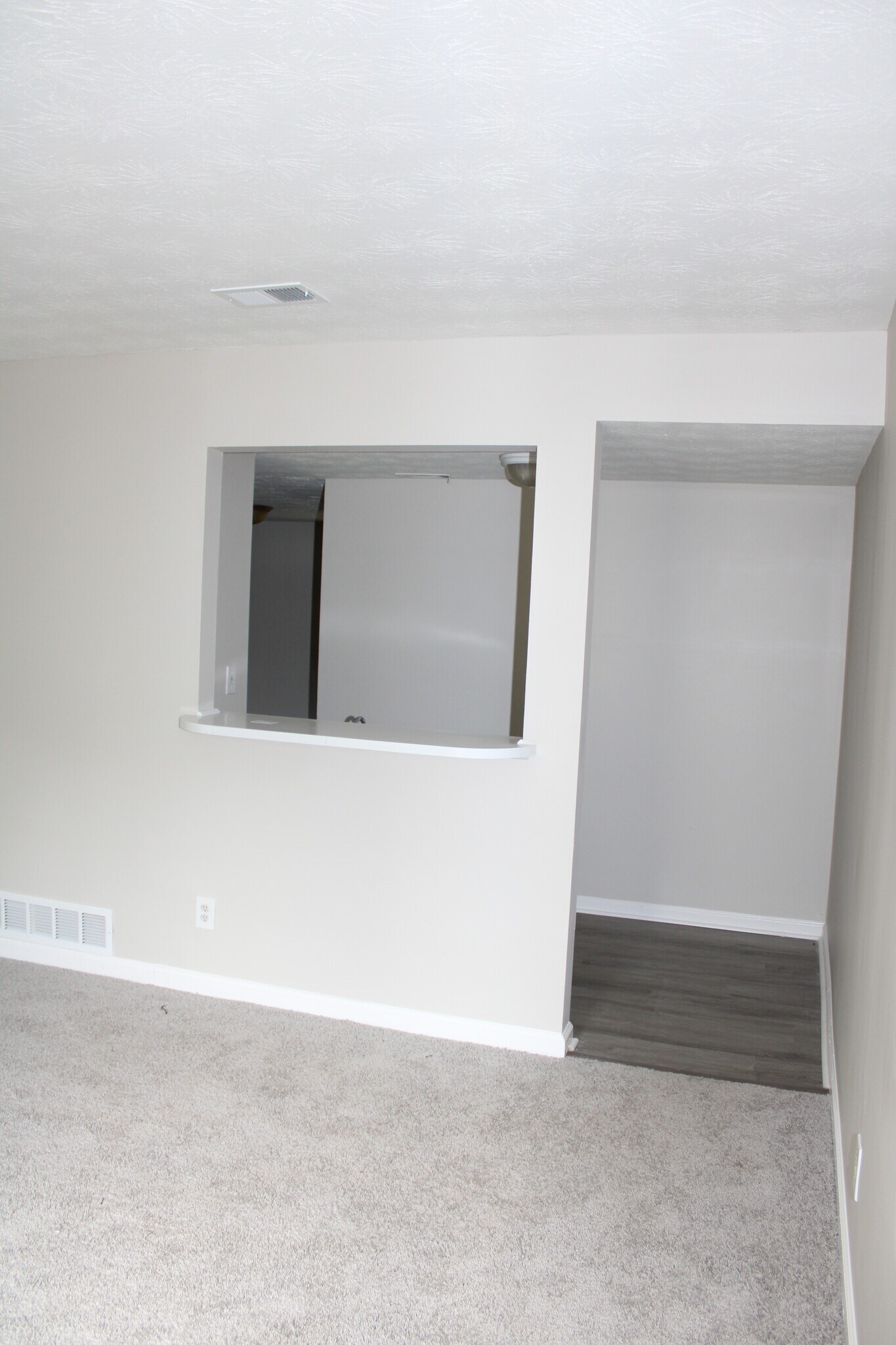 Building Photo - 1386 Williamsburg Ln