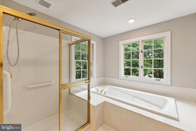 Building Photo - 8048 Kidwell Town Ct