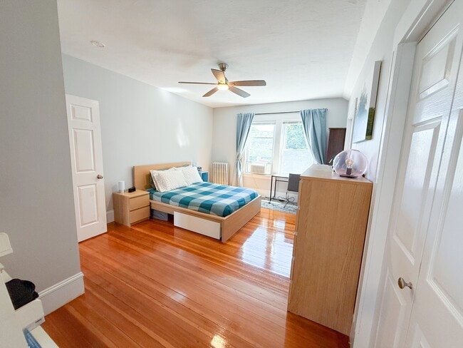 Building Photo - 410 S Huntington Ave