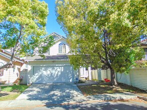 Building Photo - Forest Park/Ardenwood area home in Fremont