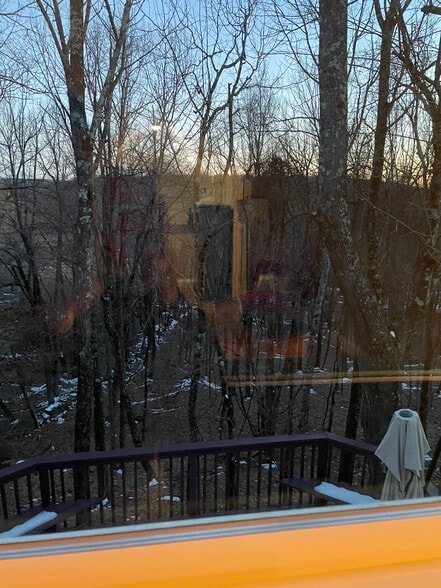 Building Photo - 13 Fox Rdg