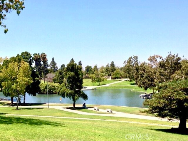 Building Photo - 16073 Crestline Dr