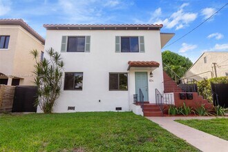 Building Photo - 1134 SW 12th Ct