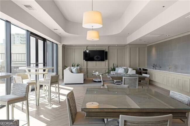 Building Photo - 2277 Peachtree Rd NE