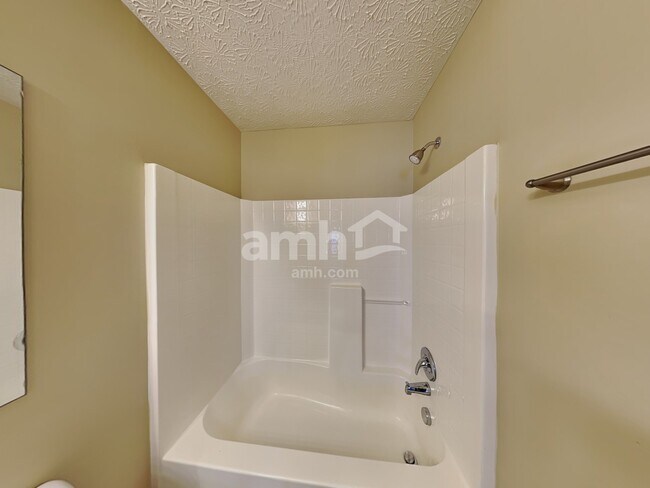 Building Photo - 35 Langtree Dr