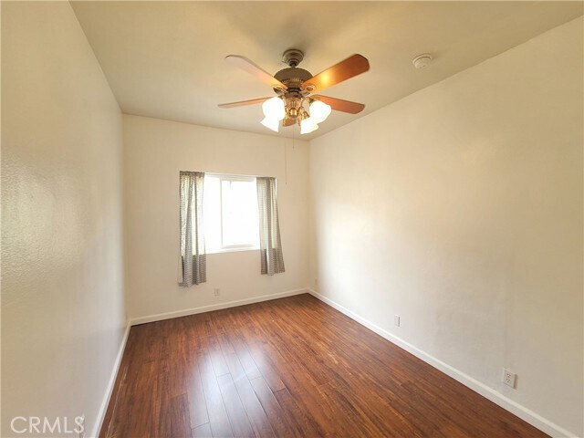 Building Photo - 5730 Vineland Ave
