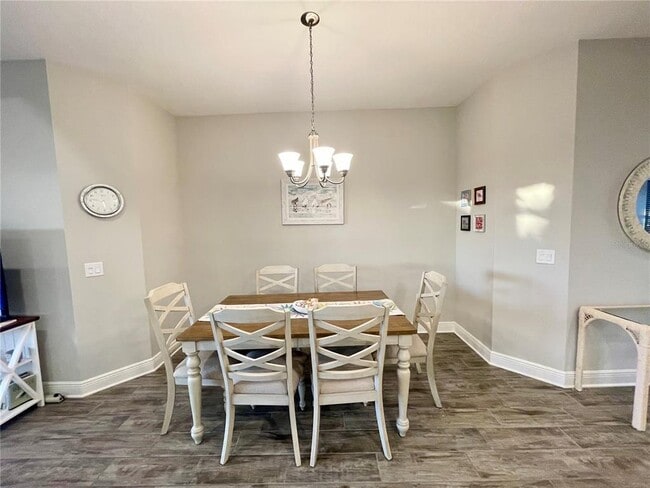 Building Photo - 21645 Avon Park Ct