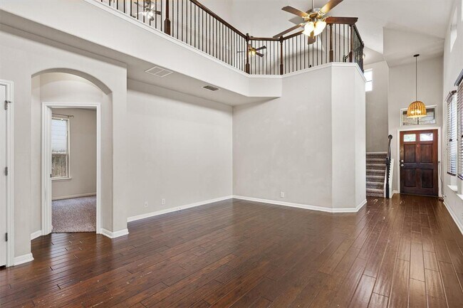Building Photo - 7337 Menchaca Rd