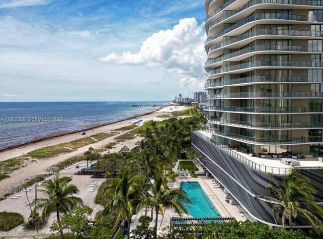 Building Photo - 900 N Ocean Blvd