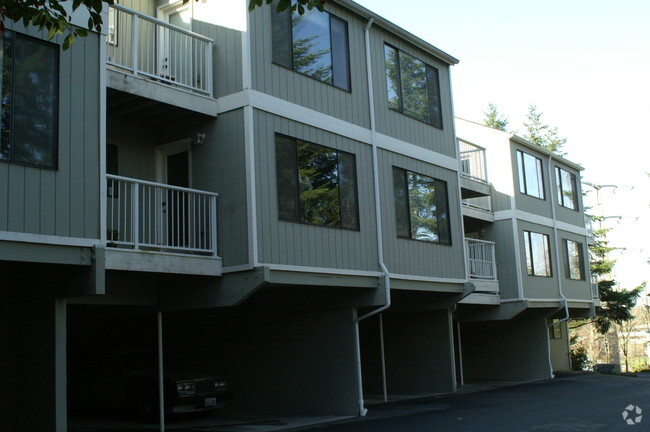 Primary Photo - The Timbers Apartments