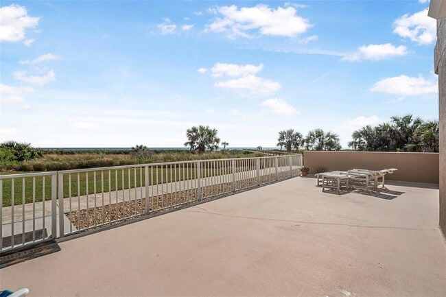 Building Photo - 104 Surfview Dr