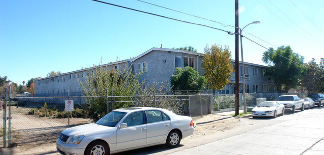 Building Photo - Burnet Avenue
