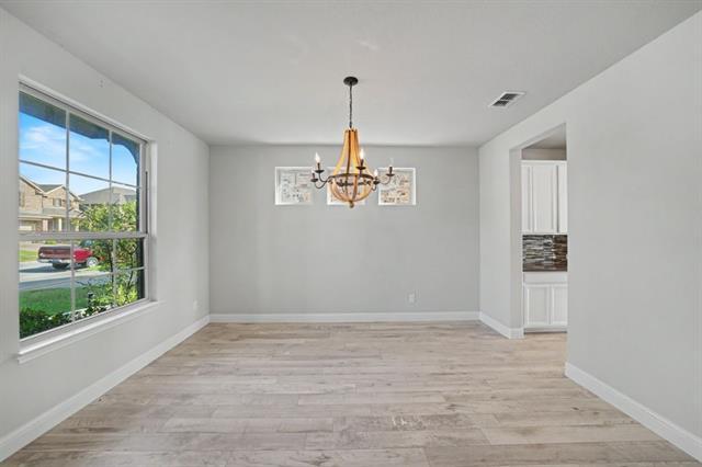 Building Photo - 2016 Binns Dr