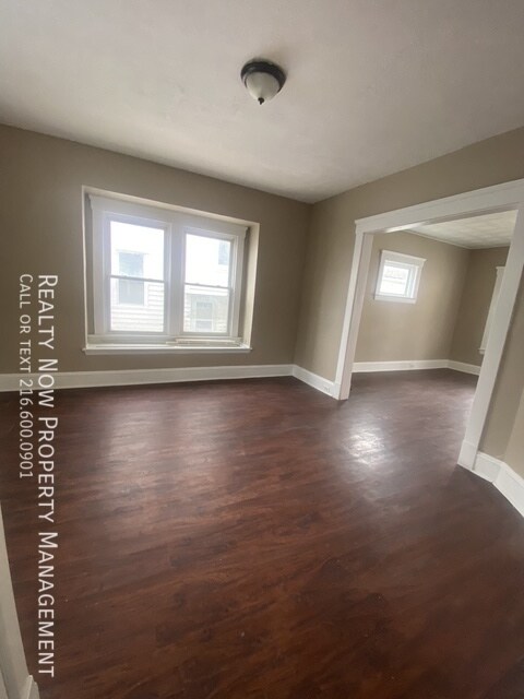 Building Photo - 3812 Poe Ave
