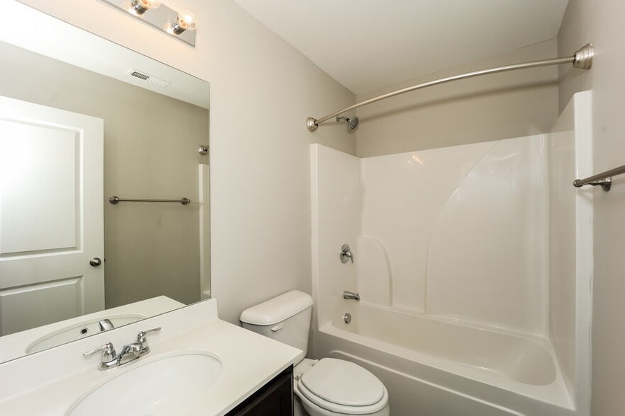 Building Photo - 52 Southwind Cir