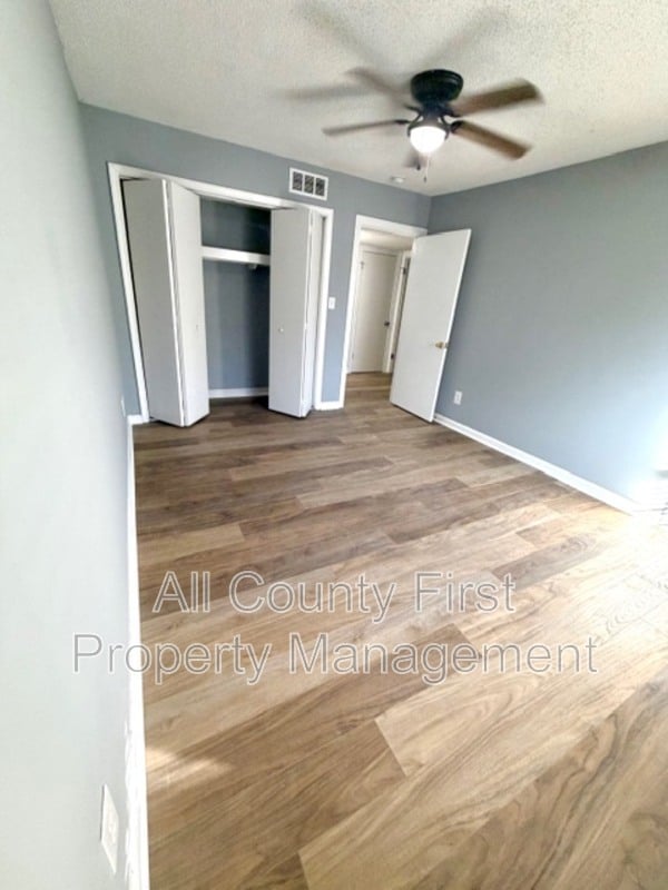 Building Photo - 122 Rue Fontaine