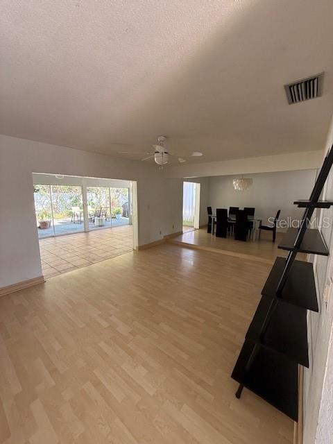 Building Photo - 2913 Abbey Ct