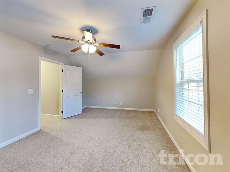 Building Photo - 1259 Magnum Dr